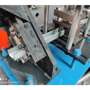 โลหะชุบสังกะสีเหล็ก Drywall กระดุมและติดตามเครื่องม้วนเครื่องอดีต - Product Image 3