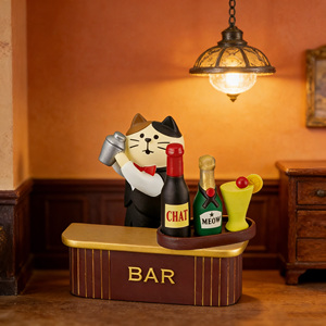 Statuetta da Scrivania Mini Gatto in Stile Giapponese, Decorazione Artigianale Dipinta a Mano, Regalo per Barman, Arredamento Zakka - Product Image 1