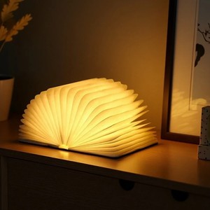 Lampada da <span class=keywords><strong>Notte</strong></span> 3D Pieghevole a Forma di <span class=keywords><strong>Libro</strong></span> in Legno per Camera da Letto, Lampada da Tavolo LED Ricaricabile per Bambini e Adulti, 3 Livelli di Luminosità - Product Image 1