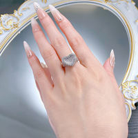 Grossiste en bijoux, bague en argent sterling 925 sertie de zircone cubique en forme de cœur