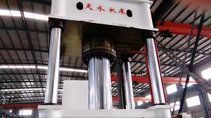 Máquina <span class=keywords><strong>de</strong></span> <span class=keywords><strong>dibujo</strong></span> <span class=keywords><strong>de</strong></span> prensa hidráulica <span class=keywords><strong>de</strong></span> alta calidad <span class=keywords><strong>de</strong></span> 1500 toneladas con engranaje <span class=keywords><strong>de</strong></span> sistema servo y recipiente <span class=keywords><strong>de</strong></span> presión <span class=keywords><strong>de</strong></span> componentes <span class=keywords><strong>de</strong></span> núcleo <span class=keywords><strong>de</strong></span> motor - Product Image 6