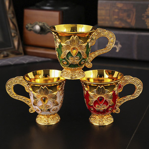 โต๊ะถ้วยน้ำทองเหลืองแท้สำหรับบูชาเทพเจ้าแห่งความ<span class=keywords><strong>ม</strong></span>ั่งคั่งบนพระแม่<span class=keywords><strong>กวน</strong></span><span class=keywords><strong>อิ</strong></span><span class=keywords><strong>ม</strong></span>ศักดิ์สิทธิ์ งานฝีมือโลหะ - Product Image 1