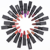 Vente en gros de rouge à lèvres en velours solide, fournisseur de rouge à lèvres personnalisé avec étiquette privée, rouge à lèvres mat crémeux vegan longue tenue, haute pigmentation, imperméable