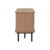Mueble para TV MALMO con Estructura Metálica Industrial de 1.8m, Color Roble, Diseño Mu-ji, para Televisores de 65+ Pulgadas, Consola Multimedia Independiente y Resistente para Sala de Estar Urbana