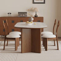 Table à manger ovale de luxe en bois massif de style ferme moderne avec plateau en pierre frittée, écologique et durable pour la maison ou l'hôtel
