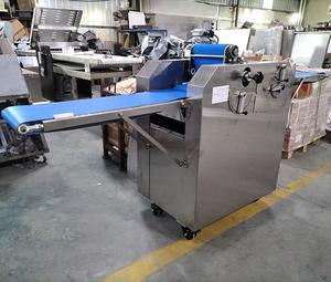 Machine à croissants surgelés, petits croissants français crus, semi-finis, équipement de boulangerie pour pâtisserie - Product Image 2