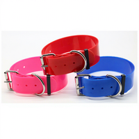 Collier et laisse pour chien OEM MUKER en gros, à dégagement rapide, solide, réglable, souple, respirant, en plastique, moderne et imperméable