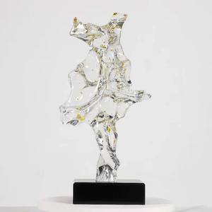 Escultura <span class=keywords><strong>de</strong></span> Resina Transparente en Forma <span class=keywords><strong>de</strong></span> <span class=keywords><strong>Luna</strong></span>, Moderna, Cristalina, Elegante, Hecha a Mano, Arte Coleccionable - Product Image 5