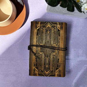 Cahier A6 fait main Design Vintage fermeture à cravate 160 Pages doux <span class=keywords><strong>cadeau</strong></span> d'anniversaire pour <span class=keywords><strong>filleul</strong></span> (16 ans et plus) avec motif géométrique - Product Image 1