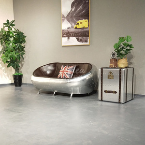 Divano di Lusso Vintage Industriale Retrò Stile Aviatore per Bar Sigari, Pub, Club, Studio, Concessionaria Auto, Salotto, Arredamento per Club Sigari - Product Image 3