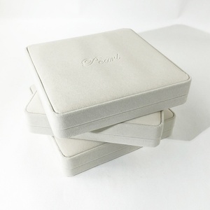 Caja de Joyería Rectangular de Terciopelo para Collares de Perlas Grandes, con Patrón Liso, Empaquetado al por Mayor para el Día de la Madre - Product Image 4