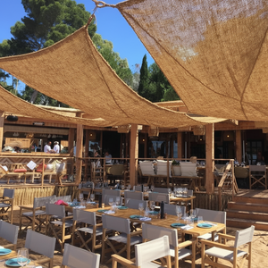 ใบมะพร้าวมะพร้าวสำหรับกันแดดที่ทนทานส่งออกจากเวียดนาม - Product Image 1