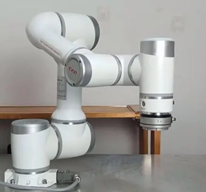 Robot Colaborativo JAKA C7 de 7 kg con Pinza OnRobot para Carga, Descarga, Apilamiento y Manipulación en Fábrica, Equipado con Motor PLC Core, 1 Año de Garantía - Product Image 3