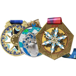 Medali maraton lari olahraga 3D logam kustom untuk suvenir medali emas perak perunggu logam campuran seng medali pin kustom