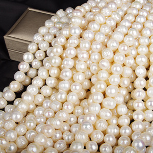 สร้อยคอมุกน้ำจืดแท้ ขนาด 11-12 มม. คุณภาพดี งานกึ่งสำเร็จรูป ธรรมชาติ ไม่ผ่านการขัดแต่ง แสงเงาสวยงาม มีตำหนิเพียงเล็กน้อย ผลิตจากฟาร์มเพาะเลี้ยงโดยตรง ขายส่ง - Product Image 2