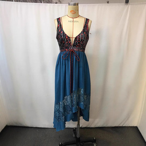 Maxi Vestido Elegante de Dama Estilo Vintage Occidental y Casual con Estampado Sólido de Impresión Digital - Product Image 3