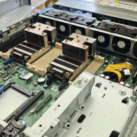 Servidor de Centro de Datos de Alta Eficiencia para Montaje en Rack 1U con Procesadores Xeon Escalables Dell R660