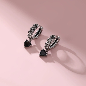 FY-EK513 2025 New Style Elegant Rose-Shaped Heart-Shaped Light Luxury <strong>Fine</strong> <strong>Stud</strong> <strong>Earrings</strong> for Women High-End Niche Design - Product Image 2