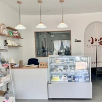 Équipement de boulangerie commercial, vitrine réfrigérée pour gâteaux à température unique, refroidisseur d'air de comptoir pour usage en magasin