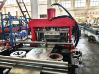 Machine LGS multi-tailles réglable de 0,8 à 1,6 mm de largeur pour les maisons de villégiature