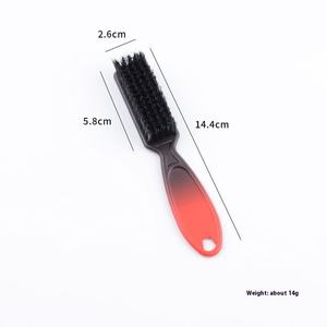 Venta al por mayor <span class=keywords><strong>de</strong></span> nylon iónico <span class=keywords><strong>cepillo</strong></span> <span class=keywords><strong>de</strong></span> limpieza del cabello <span class=keywords><strong>cepillo</strong></span> <span class=keywords><strong>de</strong></span> Peine colorido con mango <span class=keywords><strong>de</strong></span> plástico para uso doméstico <span class=keywords><strong>Barbero</strong></span>'s Must-Have - Product Image 2