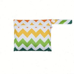 Sac étanche lavable 7" x 5.9" avec logo personnalisé, poches zippées, réutilisable pour repas, couches, poussette, collations, maillot de bain - Product Image 3