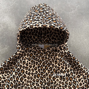 Sweat-shirts à capuche personnalisés avec logo, imprimé léopard de haute qualité sur toute la surface, coupe ample et épaisse, en coton lourd - Product Image 2