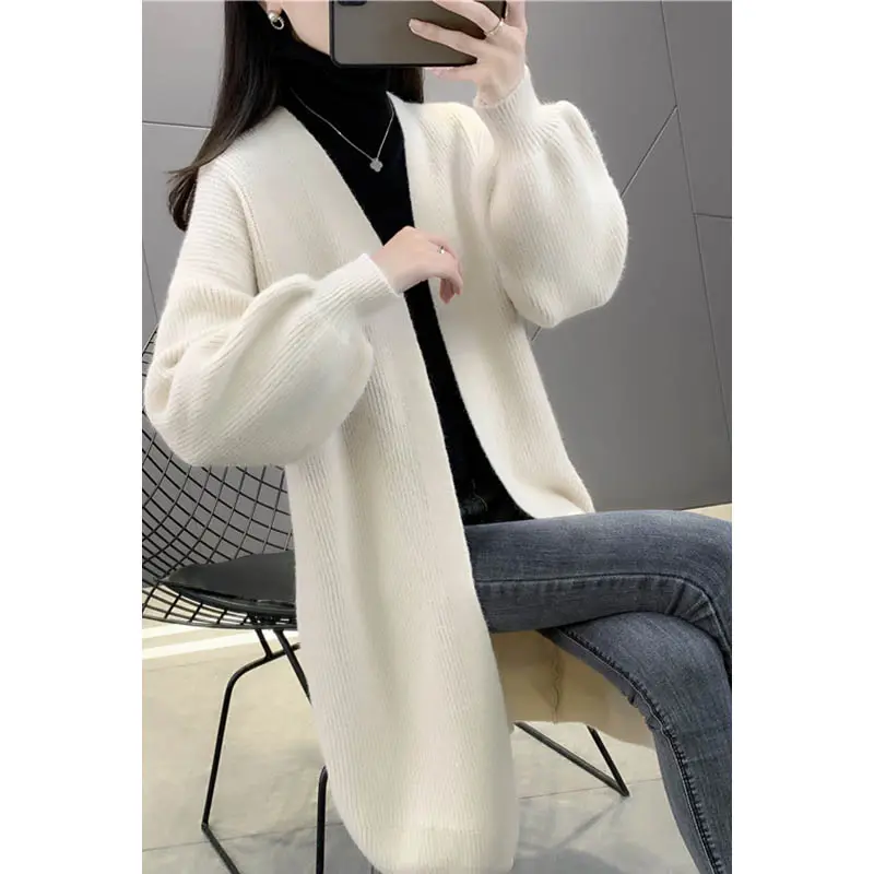 OEM ODM Women's Elegant Solid Color Cardigan Winter Mid length Warm Coat Fashion Pullover Casual Fashion Sweater