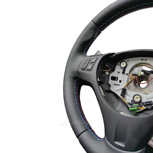 Volante de Cuero Completo para <span class=keywords><strong>BMW</strong></span> Serie <span class=keywords><strong>E</strong></span> (E90, E60, E46, E92, M3, E87, E39, <span class=keywords><strong>X5</strong></span>, E70, X6, E71, E82, E93, E36, E91) con Acabado Exquisito - Product Image 2