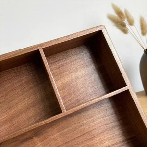 Caja de almacenamiento de escritorio con divisiones de madera de acacia, organizador de llaves y artículos de papelería para la entrada, organizador de joyas y cosméticos, larga - Product Image 3