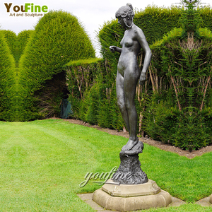Scultura in Bronzo a Grandezza Naturale Donna Appoggiata al Ringhiera, Statua Figurativa in Fusione a Cera Persa per Decorazione di Giardini, Ville e Hotel - Product Image 2