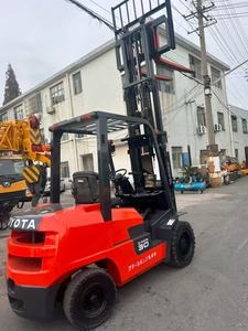 T-o-y-o-t-a Forklift 3 ton Forklift 3 Stages With Sideshift Fdzn30 Fork Lift diesel Fuel komatsu tcm Misubishi Fdzn for Sale - Product Image 2