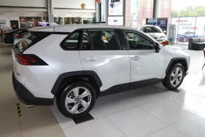 Pour <span class=keywords><strong>Toyota</strong></span> <span class=keywords><strong>Rav</strong></span> 4 SUV avec conduite à droite, sièges en cuir, caméra de recul, véhicule japonais pour adultes - Product Image 5