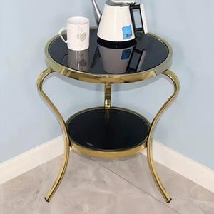 <span class=keywords><strong>Table</strong></span> <span class=keywords><strong>basse</strong></span> populaire à base de métal doré cadre en acier inoxydable <span class=keywords><strong>Table</strong></span> <span class=keywords><strong>d</strong></span>'appoint en écailles de <span class=keywords><strong>poisson</strong></span> <span class=keywords><strong>Table</strong></span> <span class=keywords><strong>d</strong></span>'angle en verre pour un usage domestique - Product Image 4