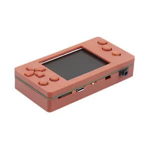ESPlay mikro V2 elde kullanılır oyun konsolu bazlı ESP32