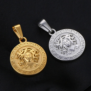 Colgante de moneda de dios griego Medusa para hombre y mujer, joyería de moda 2023, accesorios a la moda, brújula de viaje, oferta de Reino Unido - Product Image 2