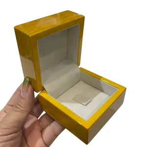 Kadife iç ile özel logo baskı ahşap takı ambalaj kutusu ahşap kutu