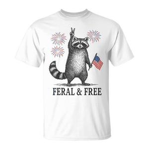 Camiseta Feral And Free Raccoon con diseño de bandera de Estados Unidos del 4 de julio, manga corta, cuello redondo, unisex, para adultos, promocional - Product Image 1
