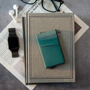 TILONSTAR TVC104 Cartera Minimalista Personalizada con Cierre de Botón, Tarjetero Ligero con Protección RFID, Tarjetero de Aluminio para Negocios - Product Image 1