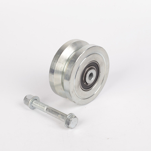 Vente en gros de <span class=keywords><strong>roue</strong></span> à rouleaux pour <span class=keywords><strong>portail</strong></span> coulissant <span class=keywords><strong>Roue</strong></span> à rouleaux pour <span class=keywords><strong>guidage</strong></span> de câbles <span class=keywords><strong>Roue</strong></span> pour <span class=keywords><strong>portail</strong></span> coulissant en acier coulé #45 Acier rainure en V en fonte - Product Image 4