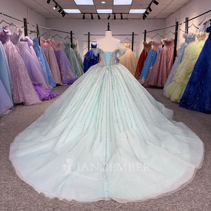 ชุดเดรสงาน Quinceanera ผ้าชีฟองสีเขียว ประดับเลื่อมและลูกปัด  ทรงบอลกาวน์  คอวี  จับจีบ  ยาวแบบ Maxi  รุ่น Dy1387 - Product Image 4