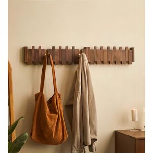 رف مناشف ملابس خشبي حديث متعدد الوظائف من خشب الجوز الصلب من شمال الولايات المتحدة مثبت على الحائط بتصميم بسيط على شكل بيانو - Product Image 2