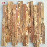 Revêtement mural de jardin en pierre naturelle sur mesure, quartzite jaune rouillé, style traditionnel, parement extérieur en ardoise