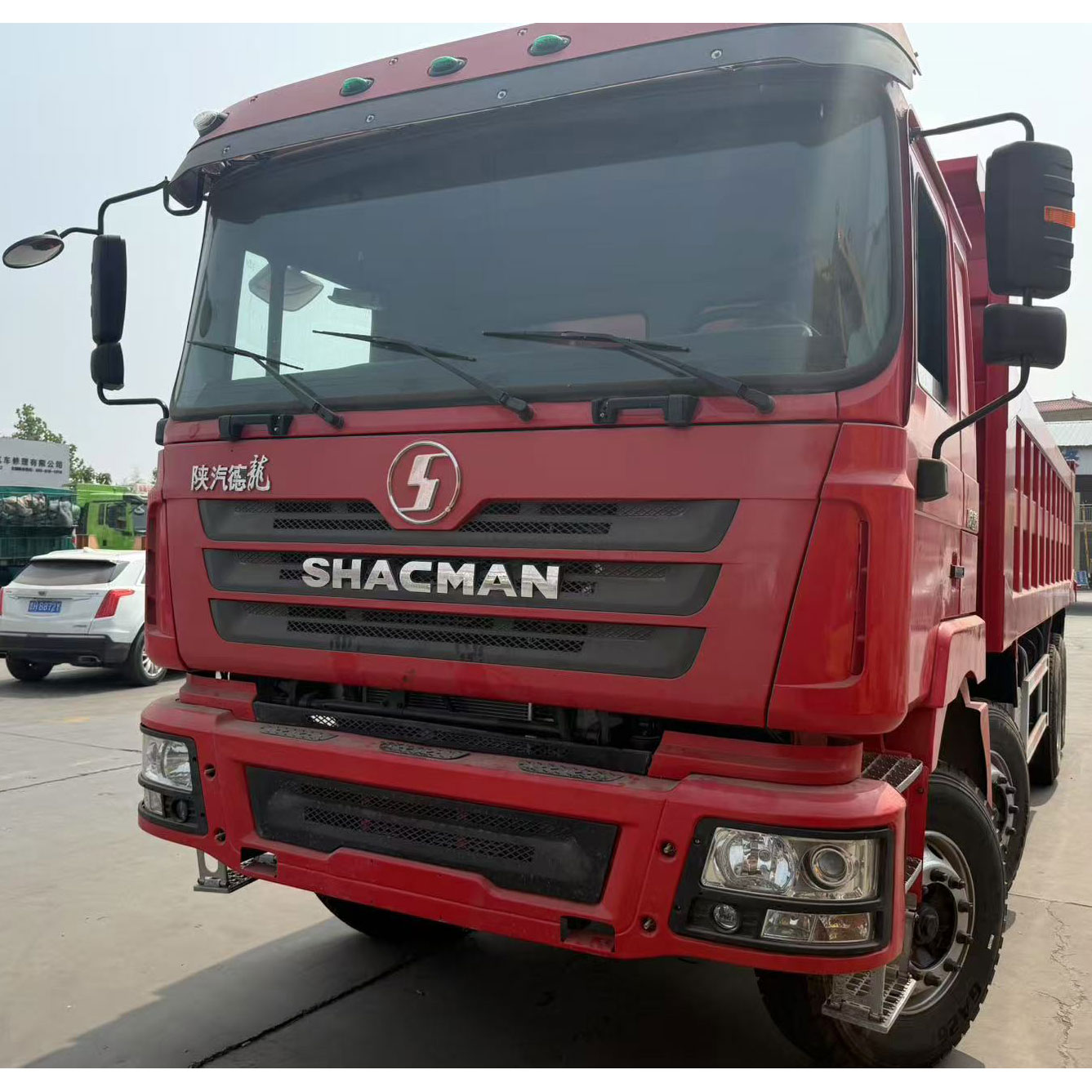 Низкая цена, б/у самосвалы Shacman F3000 8x4 400 л.с. с комплектом запасных частей для транспортных средств с акцентом на запчасти для трансмиссии