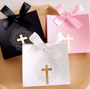 Caja de Dulces Blanca con Relieve Dorado, Embalaje de Regalo con Cruz para Fiestas de <span class=keywords><strong>Primera</strong></span> Comunión - Product Image 2