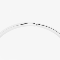Bracelet minimaliste ondulé incurvé avec sertissage clos et diamants ronds, fermoir articulé, pour femme, usage quotidien