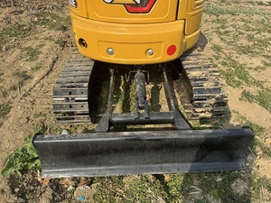 รถขุดขนาดเล็กมือสอง Cat 303e ขนาด 2.5 ตัน 3 ตัน 3.5 ตัน ใช้งานน้อย สภาพดี มีสินค้าในสต็อก - Product Image 6
