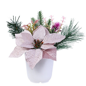Fleurs artificielles Yixing en soie, plante en pot de Noël avec feuilles d'eucalyptus, baies rouges et lianes, 22 pouces, aspect haut de gamme - Product Image 3