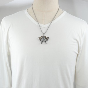 Pendentif hache viking yunnique en acier inoxydable, collier hache à double tête, bijoux de mode pour hommes, design géométrique, style punk rétro - Product Image 3