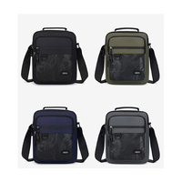 Groothandel Skonna Fashion Heren Mini 7.9 inch All Seasons Waterdichte Polyester Schoudertas Telefoonhoesje Messenger Tassen Dagelijks Buitengebruik